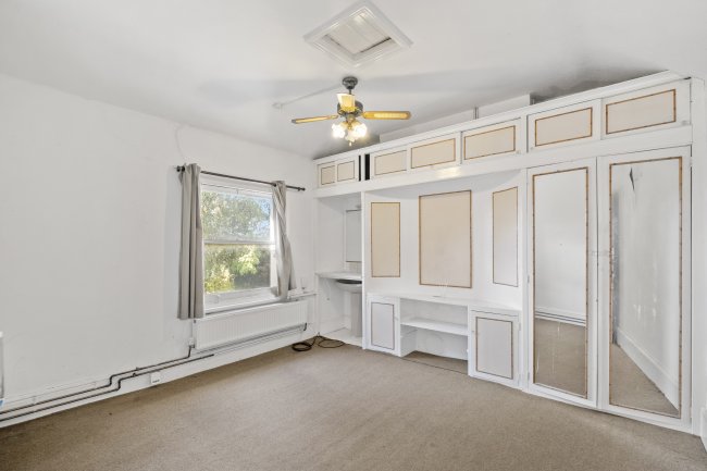 71 Beulah Hill, Upper Norwood, London, SE19 3EB 5
