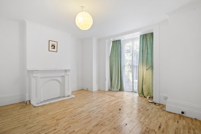 71 Beulah Hill, Upper Norwood, London, SE19 3EB 5