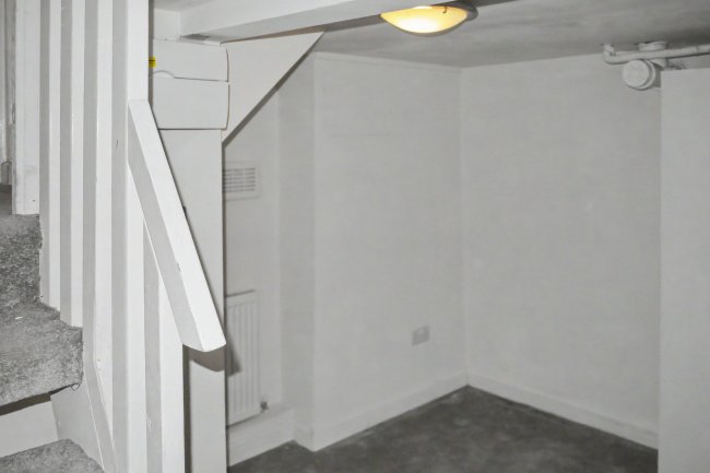 Flat 2, 77 Babington Road, Streatham, London, SW16 6AN 4