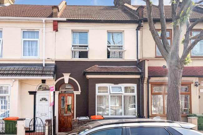 38 St Olaves Road, East Ham, London E6 2PA 6