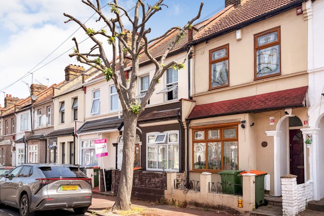 38 St Olaves Road, East Ham, London E6 2PA 6