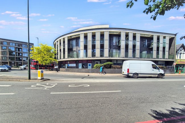 308 Thornton Road, Croydon, Surrey, CR0 3EU 29
