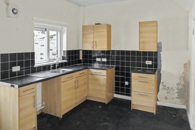 82 Wellington Street, Preston, Lancashire, PR1 8TP 1
