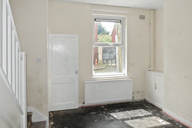 82 Wellington Street, Preston, Lancashire, PR1 8TP 1