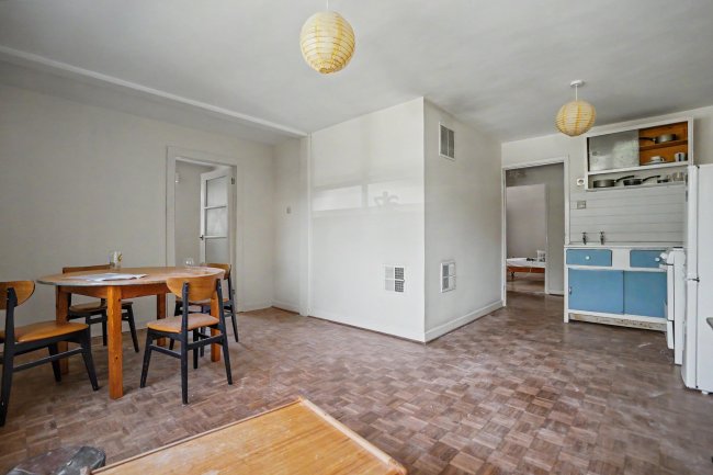 Flat 8 Furze Court, Ashburton Road, Addiscombe, South Croydon, CR0 6AP 2