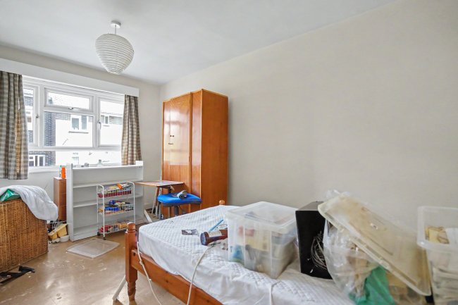 Flat 8 Furze Court, Ashburton Road, Addiscombe, South Croydon, CR0 6AP 2