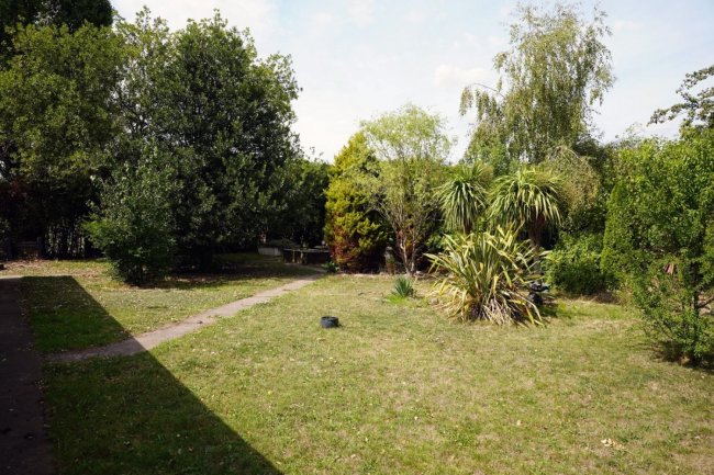 Avondale, White House Road, Bircotes, Doncaster, DN11 8EQ 3