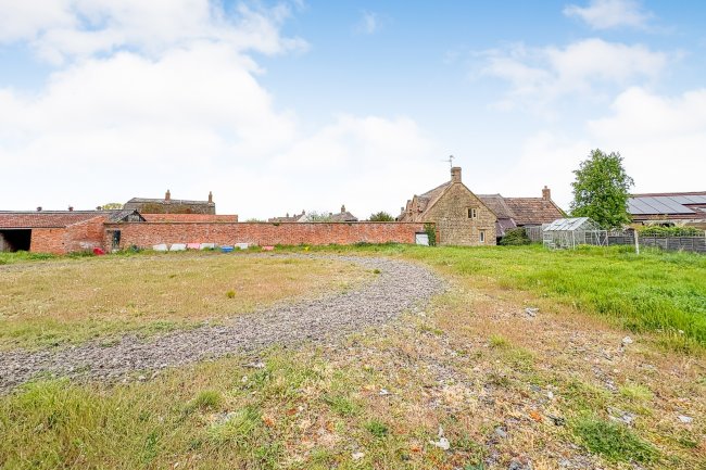 Westend Farm, Westend, Martock, Somerset, TA12 6AY 6