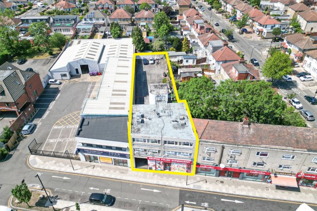 108 - 110 Church Road, Northolt, Middlesex, Greater London UB5 5AE 7