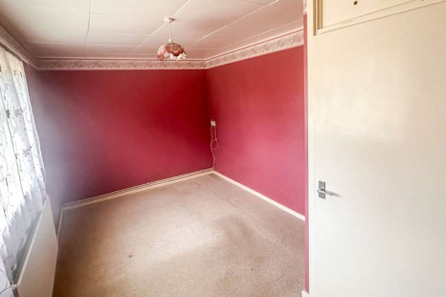 Flat 120 Greenway Lane, Chippenham, Wiltshire, SN15 1AQ 3