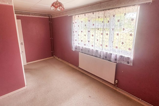 Flat 120 Greenway Lane, Chippenham, Wiltshire, SN15 1AQ 3