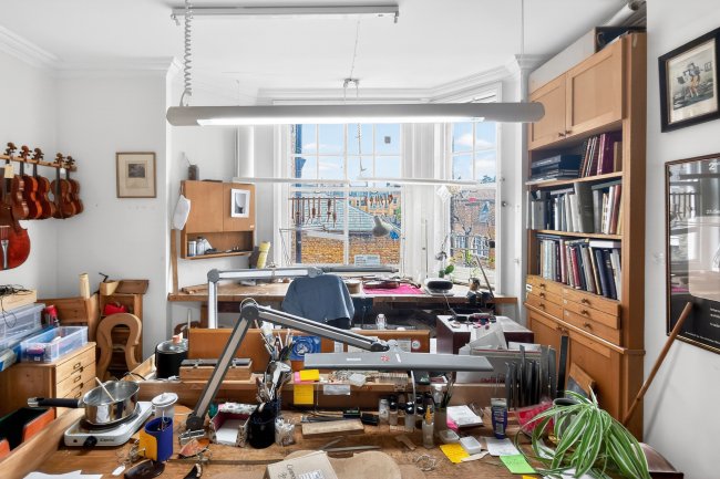 30 Queen Anne Street, London W1G 8HX 1