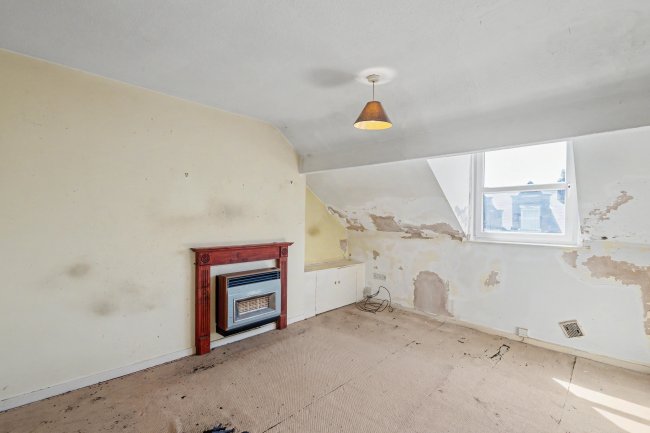 Flats A, B & C, 37 Diamond Street, Saltburn-by-the-Sea, North Yorkshire, TS12 1EB 1