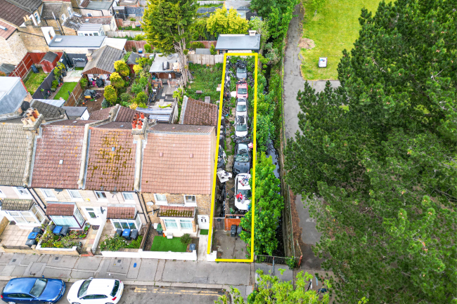 Land adjacent to 177 Winterbourne Road, Thornton Heath, CR7 7QZ 3