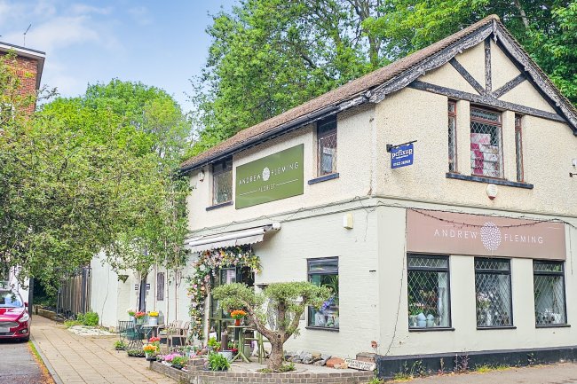 1 Shire Lane, Chorleywood, Rickmansworth, WD3 5NQ 1