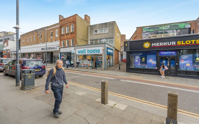 99 High Street, Watford, Hertfordshire WD17 2DQ 7
