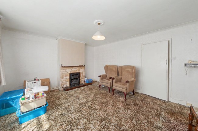 38 Myrtle Road, Dartford, Kent DA1 2RJ 10