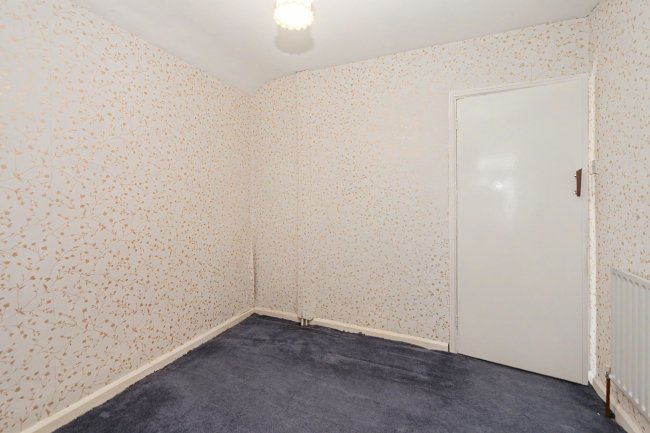 38 Myrtle Road, Dartford, Kent DA1 2RJ 10