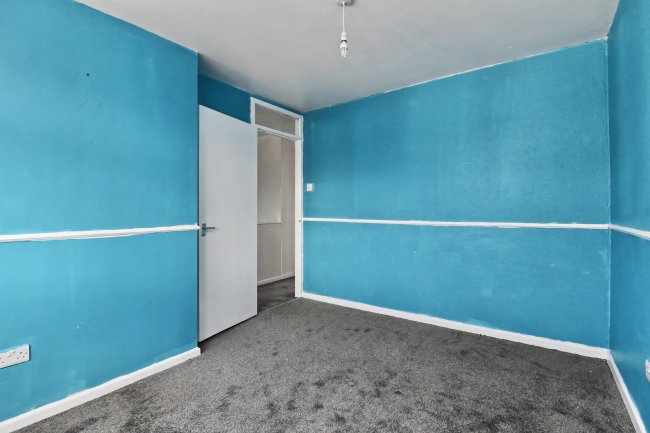 69 Chepstow Road, Bloxwich, Walsall, West Midlands, WS3 2ND 2