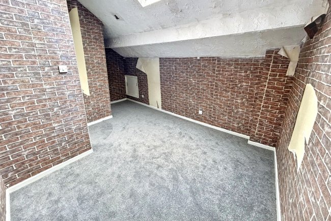 5 Sandwell Street, Walsall, West Midlands, WS1 3DR 4