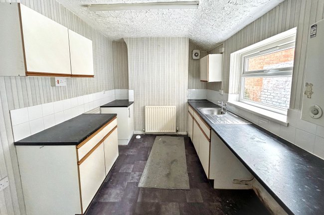 5 Sandwell Street, Walsall, West Midlands, WS1 3DR 4