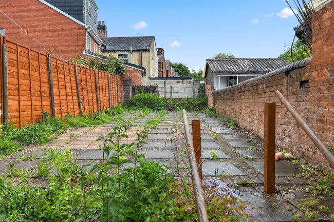 5 Sandwell Street, Walsall, West Midlands, WS1 3DR 4