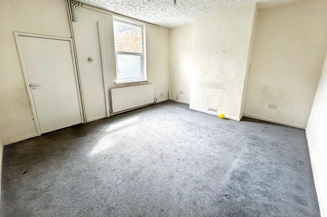5 Sandwell Street, Walsall, West Midlands, WS1 3DR 4