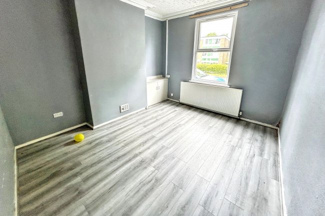 5 Sandwell Street, Walsall, West Midlands, WS1 3DR 4