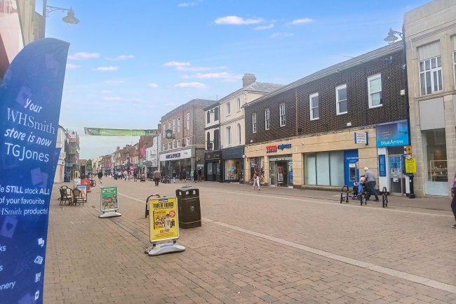 21 Northbrook Street, Newbury, RG14 1DJ 8