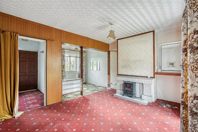 12 Moss Drive, Manley, Frodsham, Cheshire, WA6 9JJ 2