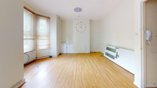 180 Markhouse Road, Walthamstow, London, E17 8BJ 7