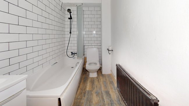 Flat 5, 16 The Grove, Isleworth, TW7 4JZ 9