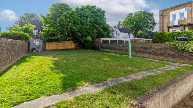 Flat 5, 16 The Grove, Isleworth, TW7 4JZ 9
