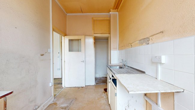 Flat 130B, Highlever Road, North Kensington, London, W10 6PJ 4