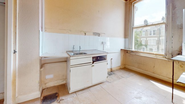 Flat 130B, Highlever Road, North Kensington, London, W10 6PJ 4