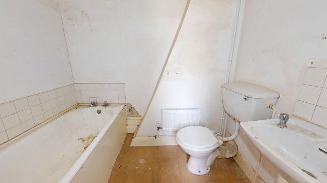 Flat 130B, Highlever Road, North Kensington, London, W10 6PJ 4
