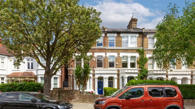 Flat 130B, Highlever Road, North Kensington, London, W10 6PJ 4