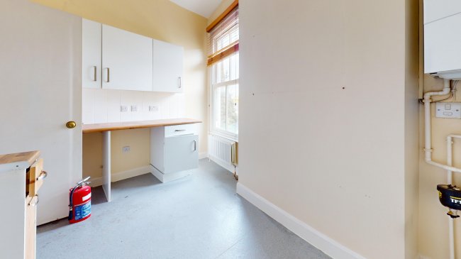Flat B, 30 Legard Road, Highbury, London, N5 1DE 3
