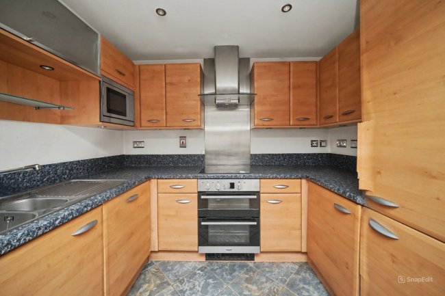 Flat 1, Bramber House, Royal Quarter, Kingston upon Thames KT2 5BU 8