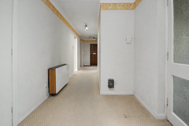Flat 1, Forest House, 1 Russell Cotes Road, Bournemouth, BH1 3UA 2