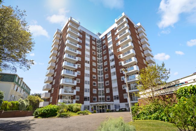 Flat 1, Forest House, 1 Russell Cotes Road, Bournemouth, BH1 3UA 2