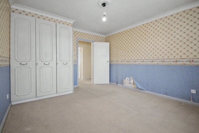 Flat 1, Forest House, 1 Russell Cotes Road, Bournemouth, BH1 3UA 2