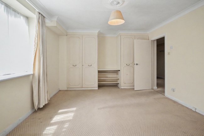 Flat 1, Forest House, 1 Russell Cotes Road, Bournemouth, BH1 3UA 2