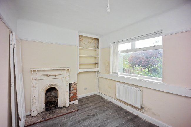 2 Dundalk Road, Widnes, Cheshire, WA8 8DE 9