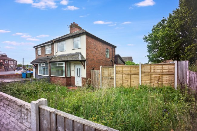 2 Dundalk Road, Widnes, Cheshire, WA8 8DE 9