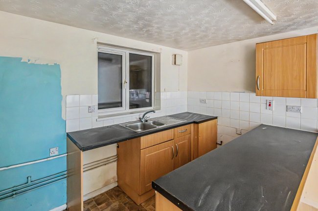 Flat 14, Atholl Court & Garden, Kingsway Gardens, Andover, SP10 4BB 7
