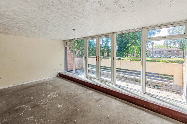 Flat 14, Atholl Court & Garden, Kingsway Gardens, Andover, SP10 4BB 7
