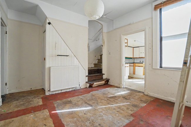 11 Ladas Road, West Norwood, London, SE27 0UP 5