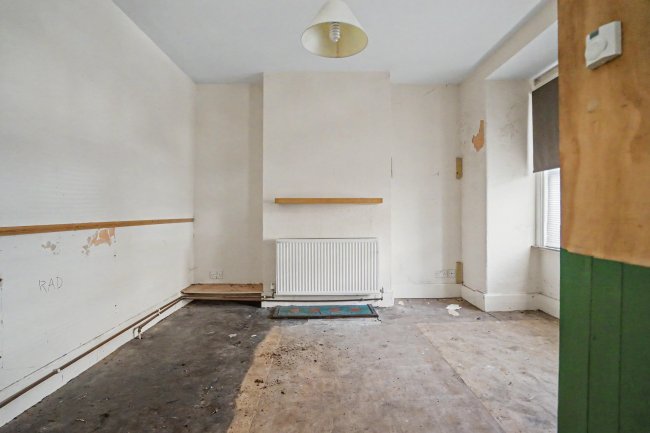 11 Ladas Road, West Norwood, London, SE27 0UP 5