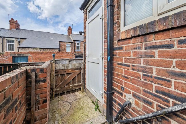 21 Barrasford Street, East Howden, Wallsend, NE28 0JZ 8